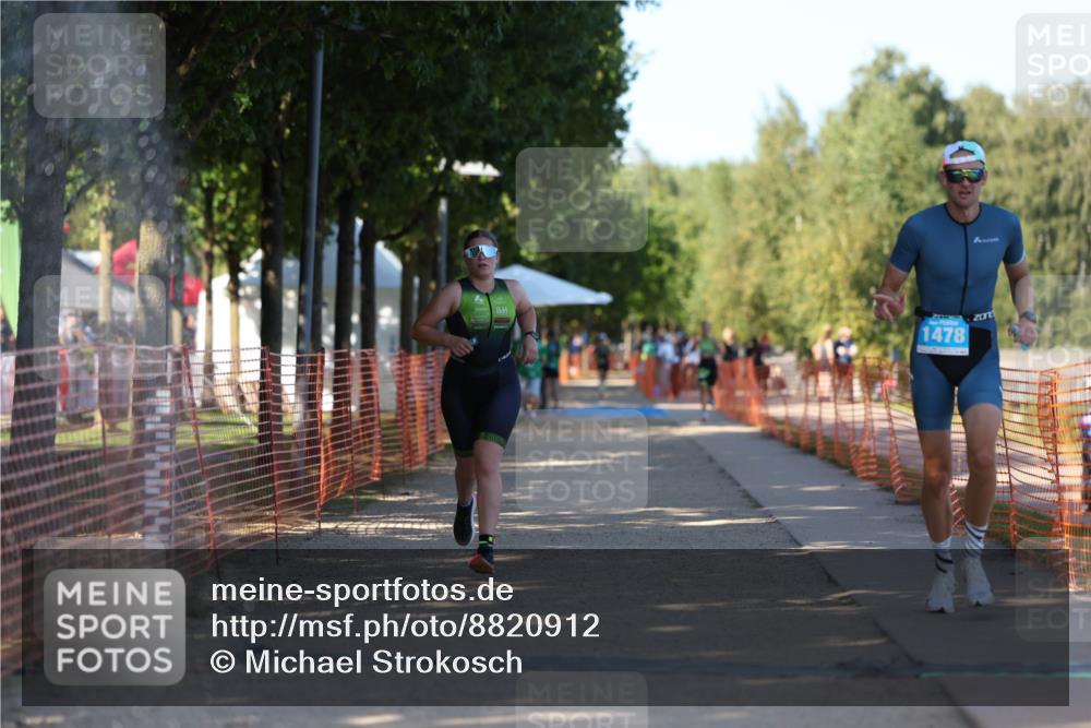 07.09.2025 - 19. Norderstedt Triathlon Michael Strokosch http://msf.ph/oto/8820912 07.09.2025 15:52:36 Laufen 453 meine-sportfotos.de