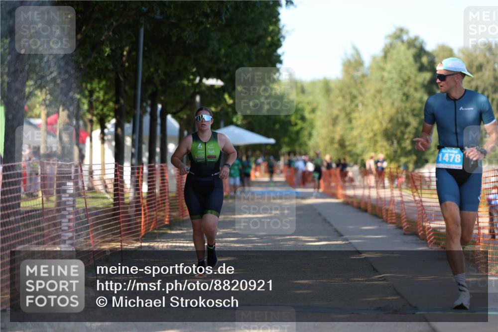 07.09.2025 - 19. Norderstedt Triathlon Michael Strokosch http://msf.ph/oto/8820921 07.09.2025 15:52:37 Laufen 453 meine-sportfotos.de