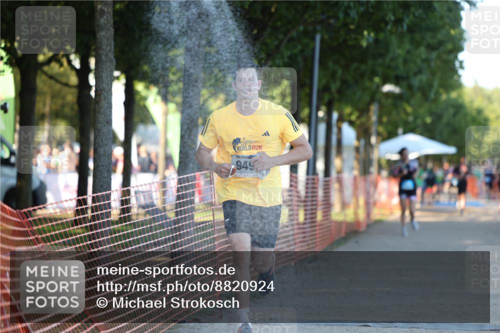 07.09.2025 - 19. Norderstedt Triathlon Michael Strokosch http://msf.ph/oto/8820924 07.09.2025 16:58:52 Laufen 945 meine-sportfotos.de