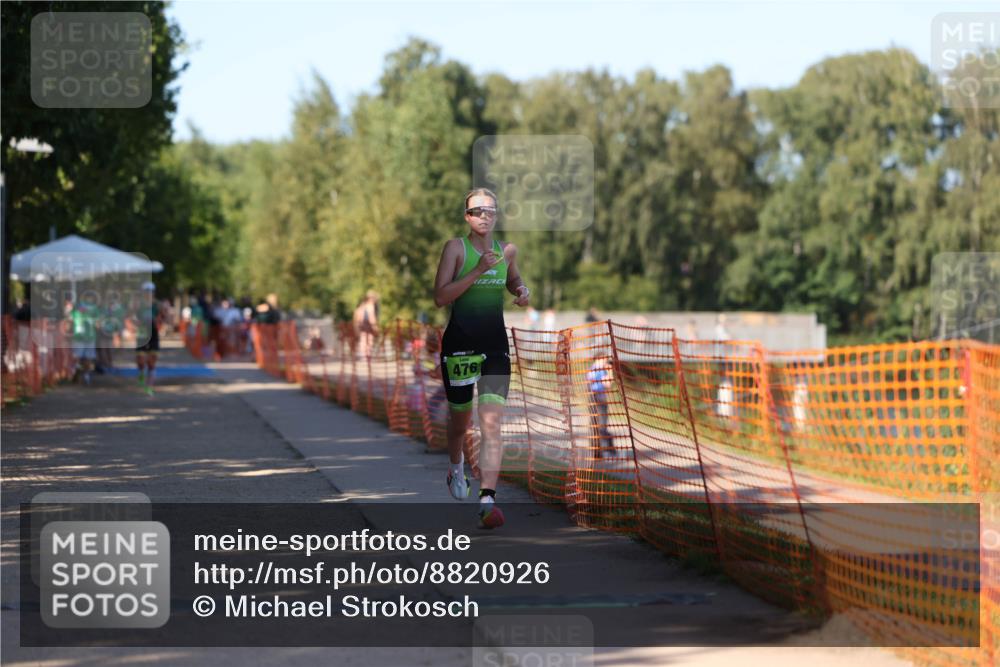 07.09.2025 - 19. Norderstedt Triathlon Michael Strokosch http://msf.ph/oto/8820926 07.09.2025 15:52:50 Laufen 476 meine-sportfotos.de