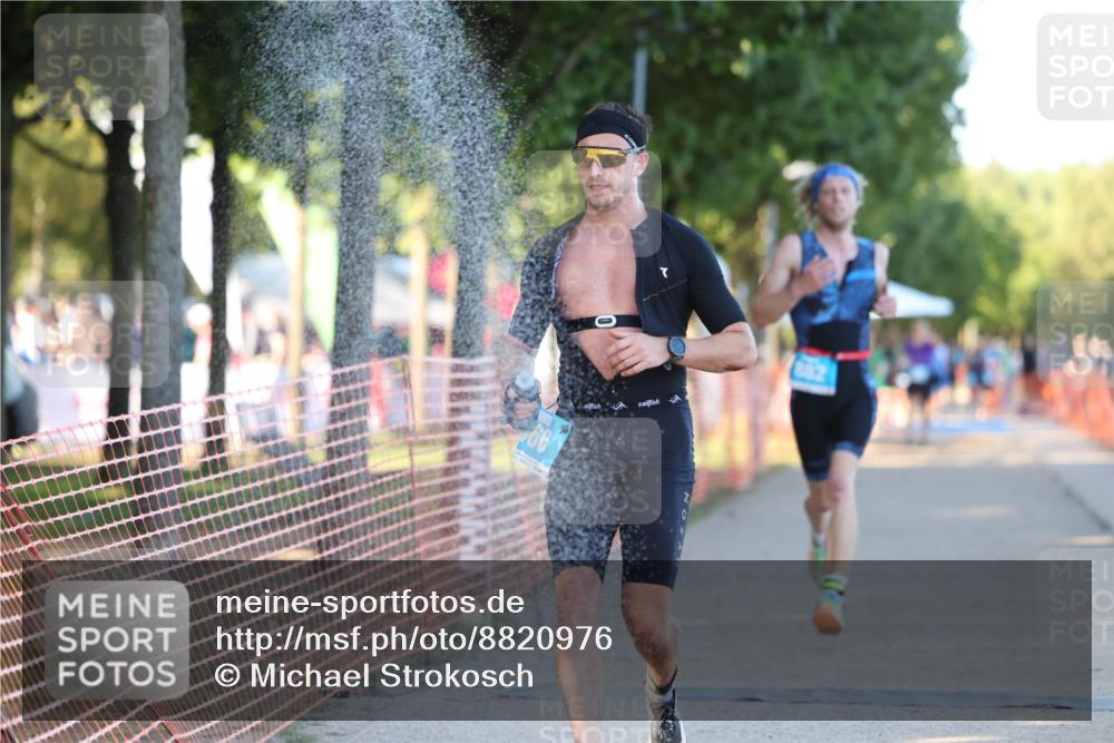 07.09.2025 - 19. Norderstedt Triathlon Michael Strokosch http://msf.ph/oto/8820976 07.09.2025 16:59:05 Laufen 401, 866, 926, 1413 meine-sportfotos.de