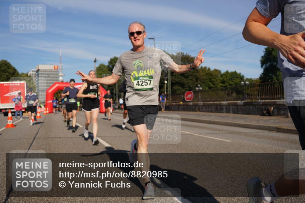 07.09.2025 - BARMER Alsterlauf Yannick Fuchs http://msf.ph/oto/8820985 07.09.2025 09:45:31 Laufen 10, 4257 meine-sportfotos.de