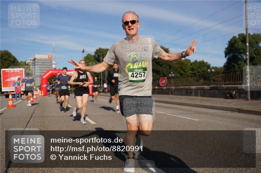07.09.2025 - BARMER Alsterlauf Yannick Fuchs http://msf.ph/oto/8820991 07.09.2025 09:45:31 Laufen 4257 meine-sportfotos.de