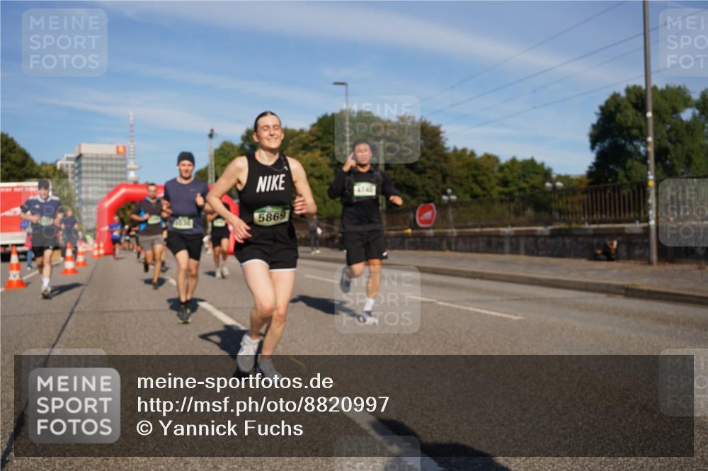 07.09.2025 - BARMER Alsterlauf Yannick Fuchs http://msf.ph/oto/8820997 07.09.2025 09:45:32 Laufen 5869, 4740 meine-sportfotos.de