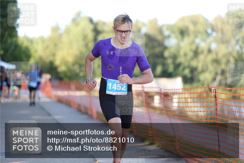 07.09.2025 - 19. Norderstedt Triathlon Michael Strokosch http://msf.ph/oto/8821010 07.09.2025 16:59:19 Laufen 1452 meine-sportfotos.de