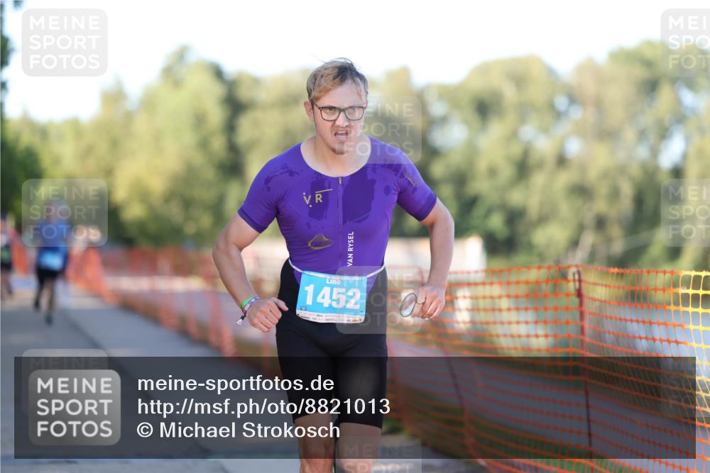 07.09.2025 - 19. Norderstedt Triathlon Michael Strokosch http://msf.ph/oto/8821013 07.09.2025 16:59:20 Laufen 890, 1452 meine-sportfotos.de