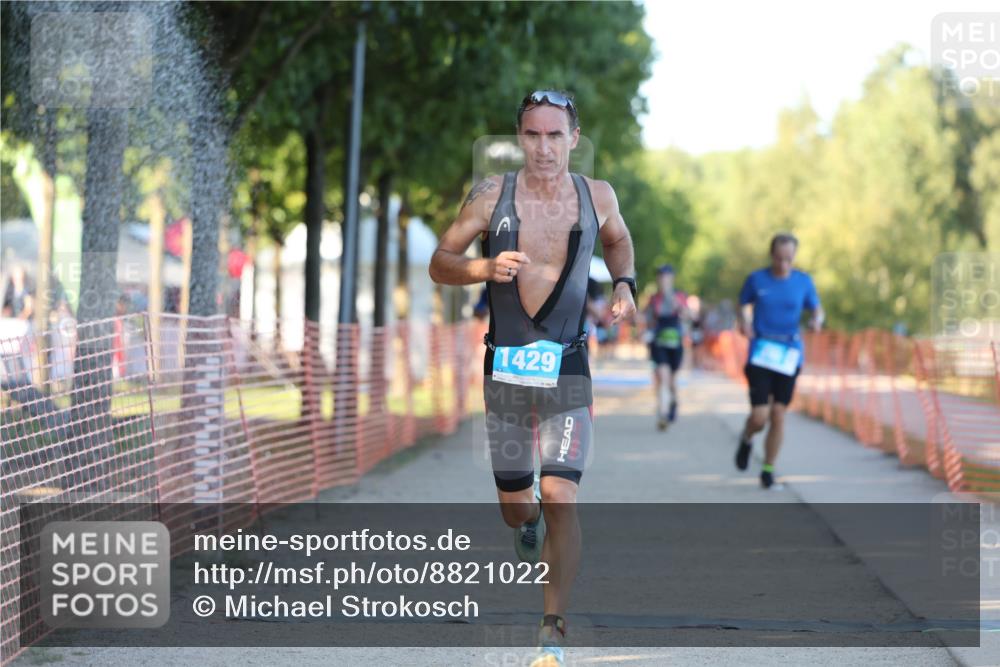 07.09.2025 - 19. Norderstedt Triathlon Michael Strokosch http://msf.ph/oto/8821022 07.09.2025 16:59:23 Laufen 890, 1452, 1568 meine-sportfotos.de