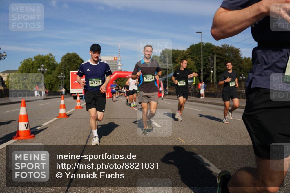 07.09.2025 - BARMER Alsterlauf Yannick Fuchs http://msf.ph/oto/8821031 07.09.2025 09:45:34 Laufen 4327, 2084, 834 meine-sportfotos.de