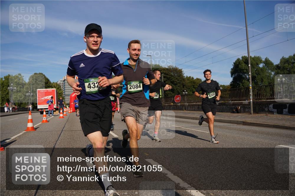 07.09.2025 - BARMER Alsterlauf Yannick Fuchs http://msf.ph/oto/8821055 07.09.2025 09:45:34 Laufen 36, 432, 739, 2084, 96, 8342 meine-sportfotos.de