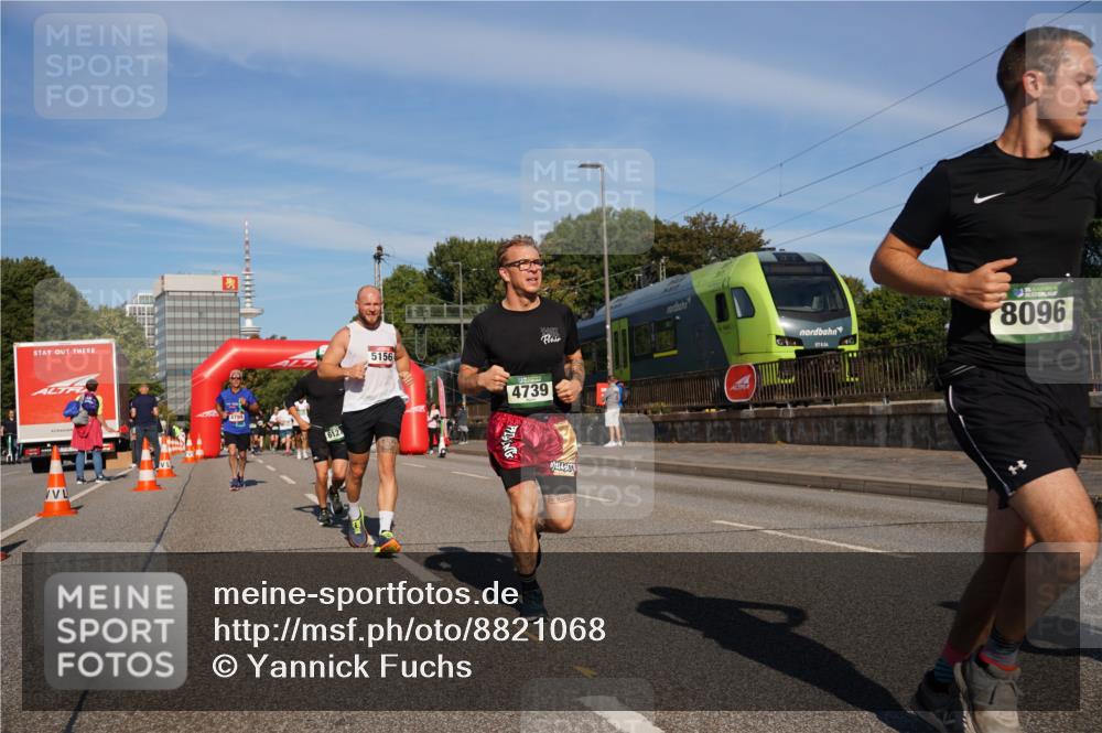07.09.2025 - BARMER Alsterlauf Yannick Fuchs http://msf.ph/oto/8821068 07.09.2025 09:45:35 Laufen 6127, 5156, 4739, 36, 8096 meine-sportfotos.de
