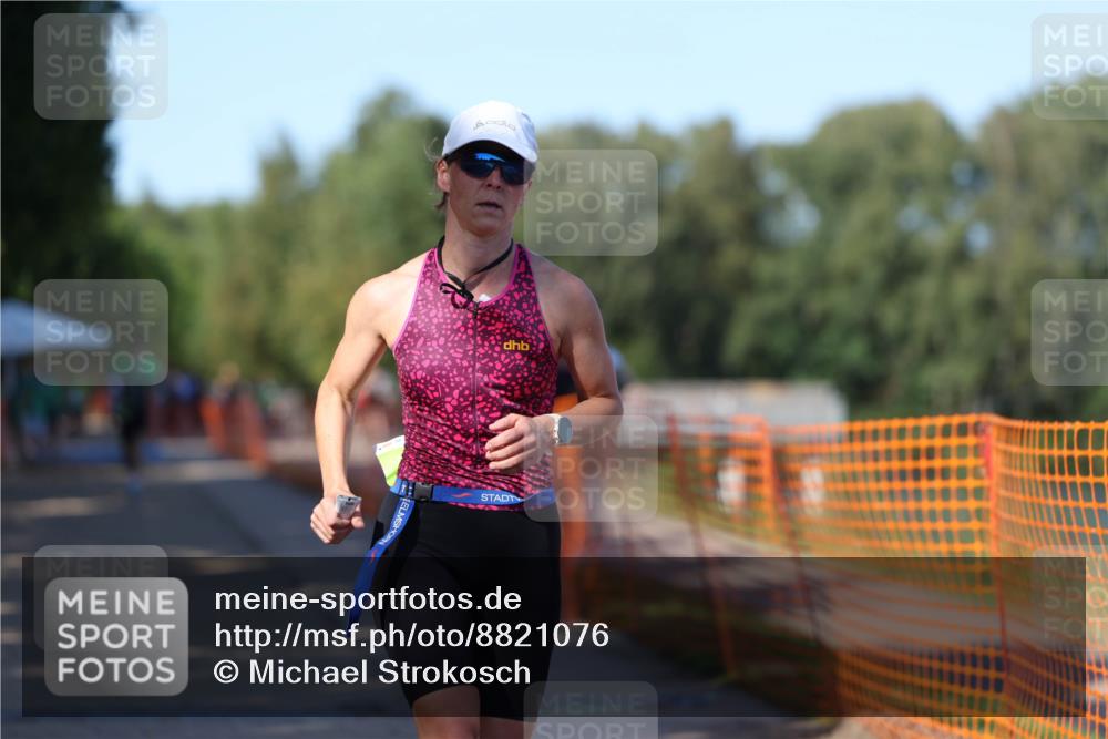 07.09.2025 - 19. Norderstedt Triathlon Michael Strokosch http://msf.ph/oto/8821076 07.09.2025 15:54:04 Laufen 464, 1488 meine-sportfotos.de