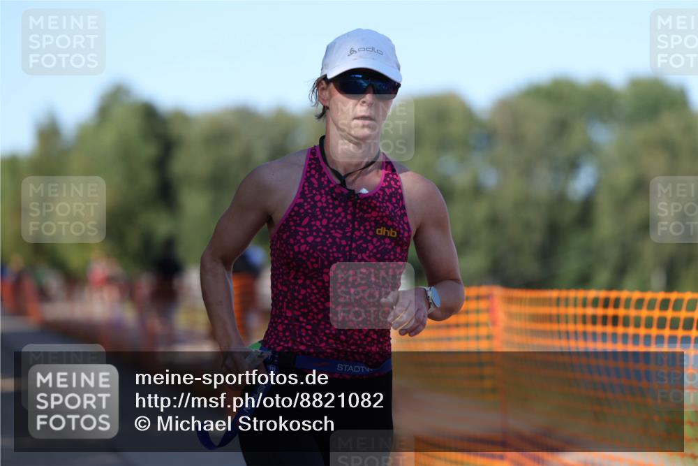 07.09.2025 - 19. Norderstedt Triathlon Michael Strokosch http://msf.ph/oto/8821082 07.09.2025 15:54:04 Laufen 464, 1488 meine-sportfotos.de