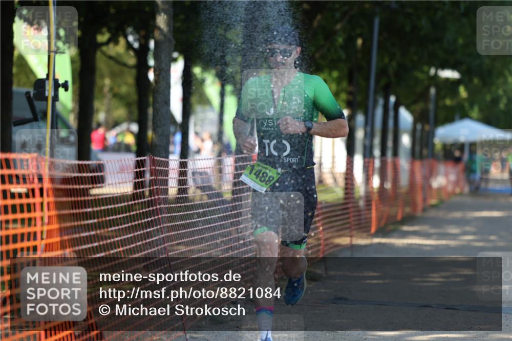 07.09.2025 - 19. Norderstedt Triathlon Michael Strokosch http://msf.ph/oto/8821084 07.09.2025 15:54:12 Laufen 1488 meine-sportfotos.de