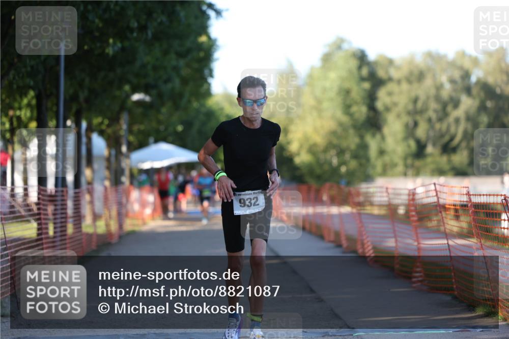 07.09.2025 - 19. Norderstedt Triathlon Michael Strokosch http://msf.ph/oto/8821087 07.09.2025 16:59:43 Laufen  meine-sportfotos.de