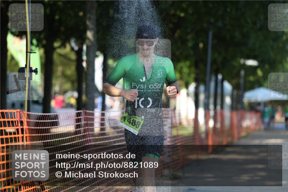 07.09.2025 - 19. Norderstedt Triathlon Michael Strokosch http://msf.ph/oto/8821089 07.09.2025 15:54:13 Laufen 1488 meine-sportfotos.de