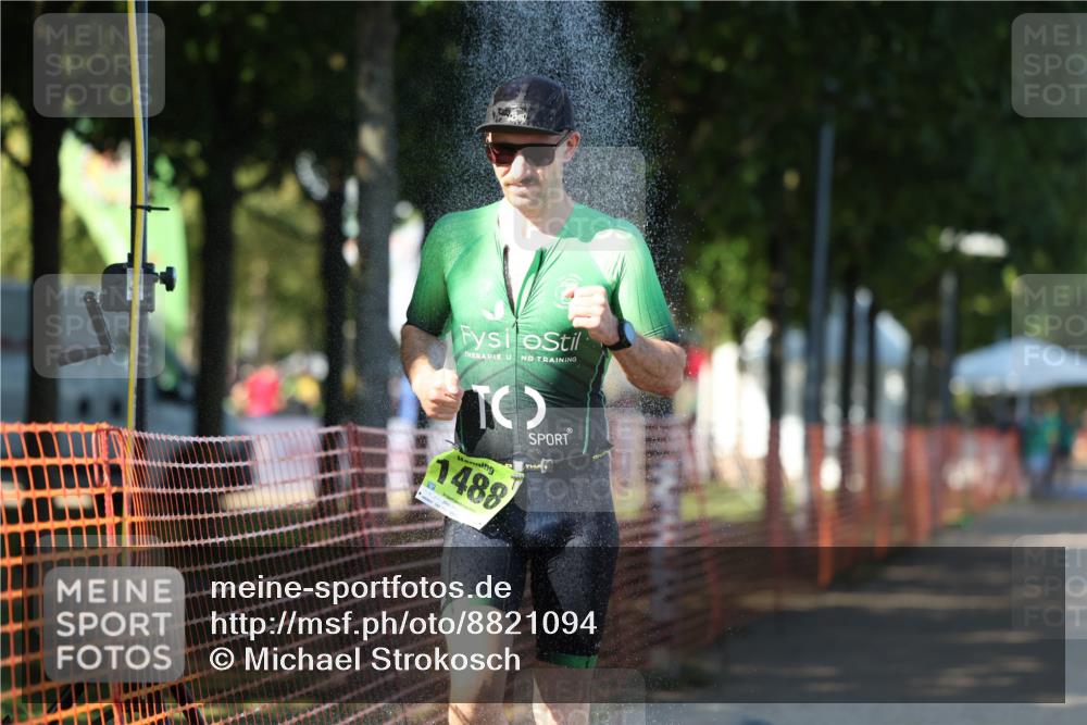 07.09.2025 - 19. Norderstedt Triathlon Michael Strokosch http://msf.ph/oto/8821094 07.09.2025 15:54:13 Laufen 1488 meine-sportfotos.de