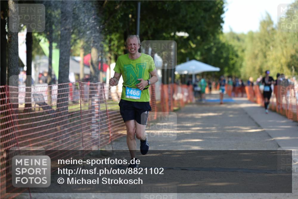 07.09.2025 - 19. Norderstedt Triathlon Michael Strokosch http://msf.ph/oto/8821102 07.09.2025 15:54:32 Laufen 1466 meine-sportfotos.de