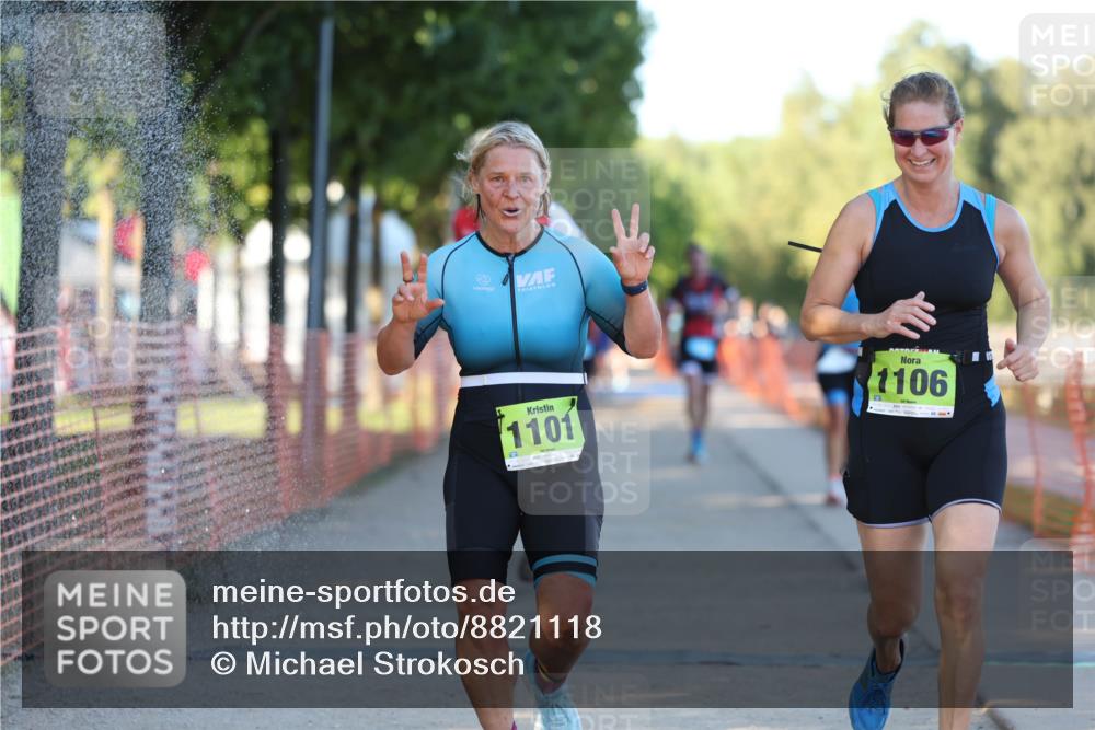 07.09.2025 - 19. Norderstedt Triathlon Michael Strokosch http://msf.ph/oto/8821118 07.09.2025 17:00:00 Laufen 894, 1101, 1106, 1423, 1464 meine-sportfotos.de