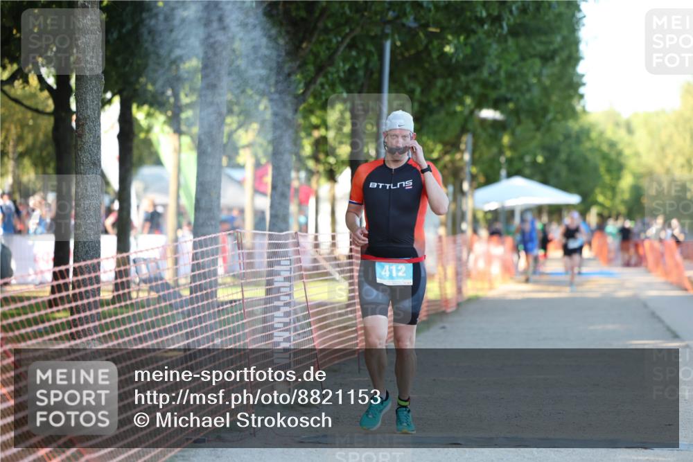 07.09.2025 - 19. Norderstedt Triathlon Michael Strokosch http://msf.ph/oto/8821153 07.09.2025 17:00:08 Laufen 412, 1423, 1464 meine-sportfotos.de