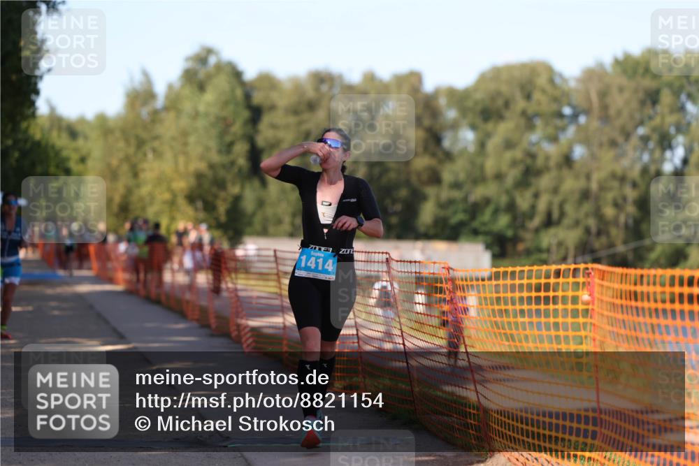 07.09.2025 - 19. Norderstedt Triathlon Michael Strokosch http://msf.ph/oto/8821154 07.09.2025 15:54:41 Laufen 444, 1414 meine-sportfotos.de