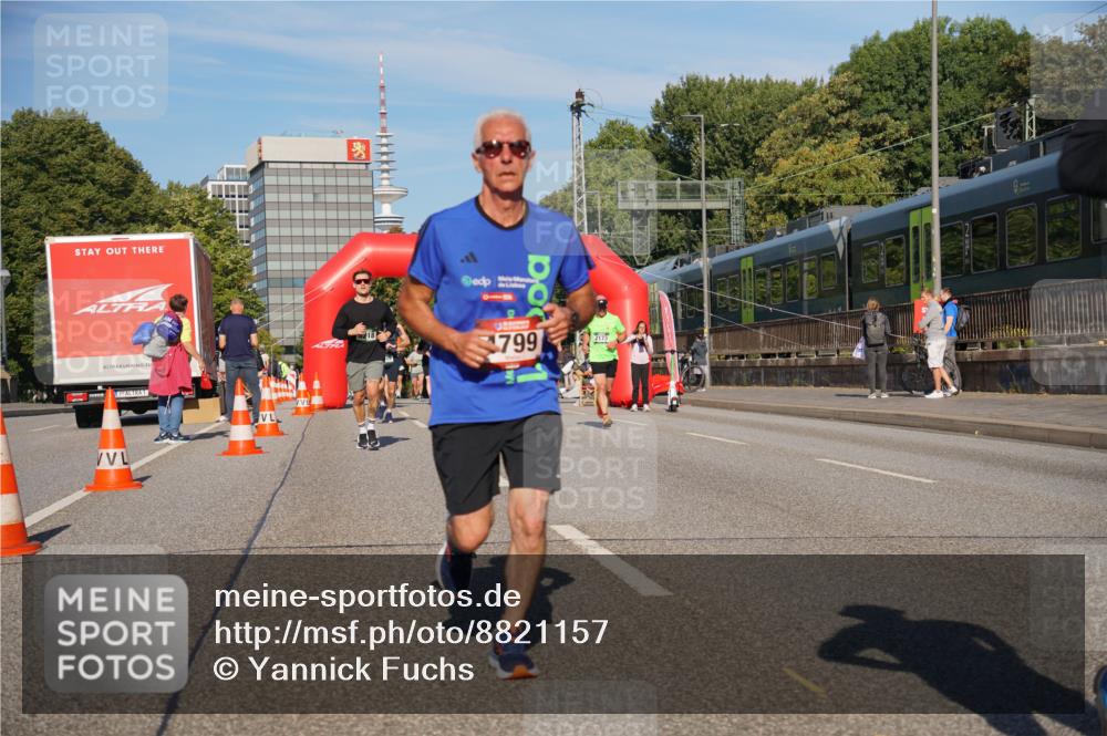 07.09.2025 - BARMER Alsterlauf Yannick Fuchs http://msf.ph/oto/8821157 07.09.2025 09:45:39 Laufen 610, 799, 2173 meine-sportfotos.de