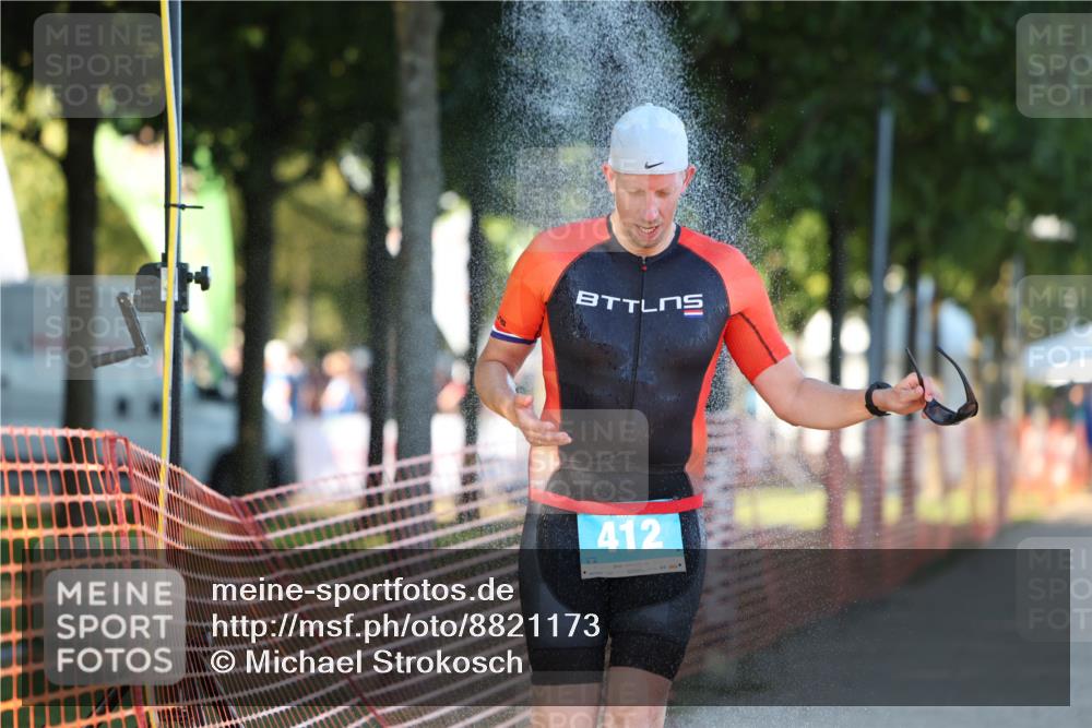 07.09.2025 - 19. Norderstedt Triathlon Michael Strokosch http://msf.ph/oto/8821173 07.09.2025 17:00:10 Laufen 412, 1464 meine-sportfotos.de