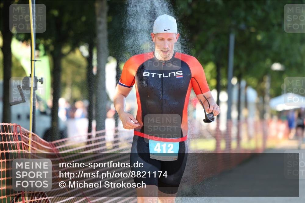 07.09.2025 - 19. Norderstedt Triathlon Michael Strokosch http://msf.ph/oto/8821174 07.09.2025 17:00:10 Laufen 412, 1464 meine-sportfotos.de
