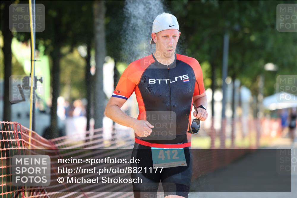 07.09.2025 - 19. Norderstedt Triathlon Michael Strokosch http://msf.ph/oto/8821177 07.09.2025 17:00:11 Laufen 412, 1464 meine-sportfotos.de