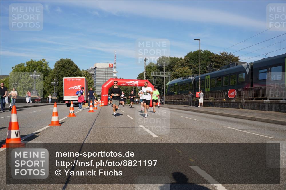 07.09.2025 - BARMER Alsterlauf Yannick Fuchs http://msf.ph/oto/8821197 07.09.2025 09:45:40 Laufen 22 meine-sportfotos.de