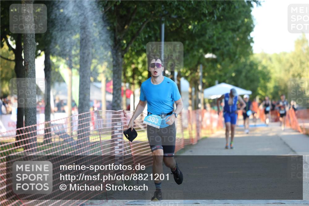 07.09.2025 - 19. Norderstedt Triathlon Michael Strokosch http://msf.ph/oto/8821201 07.09.2025 17:00:31 Laufen 383, 1449 meine-sportfotos.de