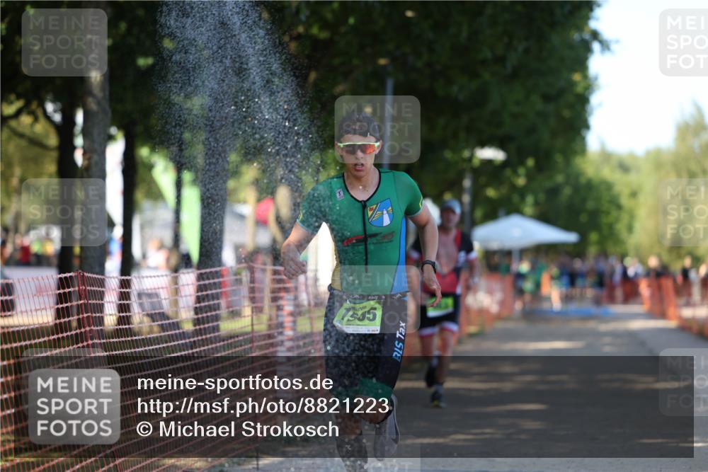 07.09.2025 - 19. Norderstedt Triathlon Michael Strokosch http://msf.ph/oto/8821223 07.09.2025 15:55:04 Laufen 387 meine-sportfotos.de