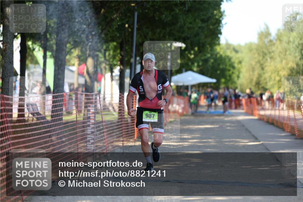 07.09.2025 - 19. Norderstedt Triathlon Michael Strokosch http://msf.ph/oto/8821241 07.09.2025 15:55:06 Laufen  meine-sportfotos.de