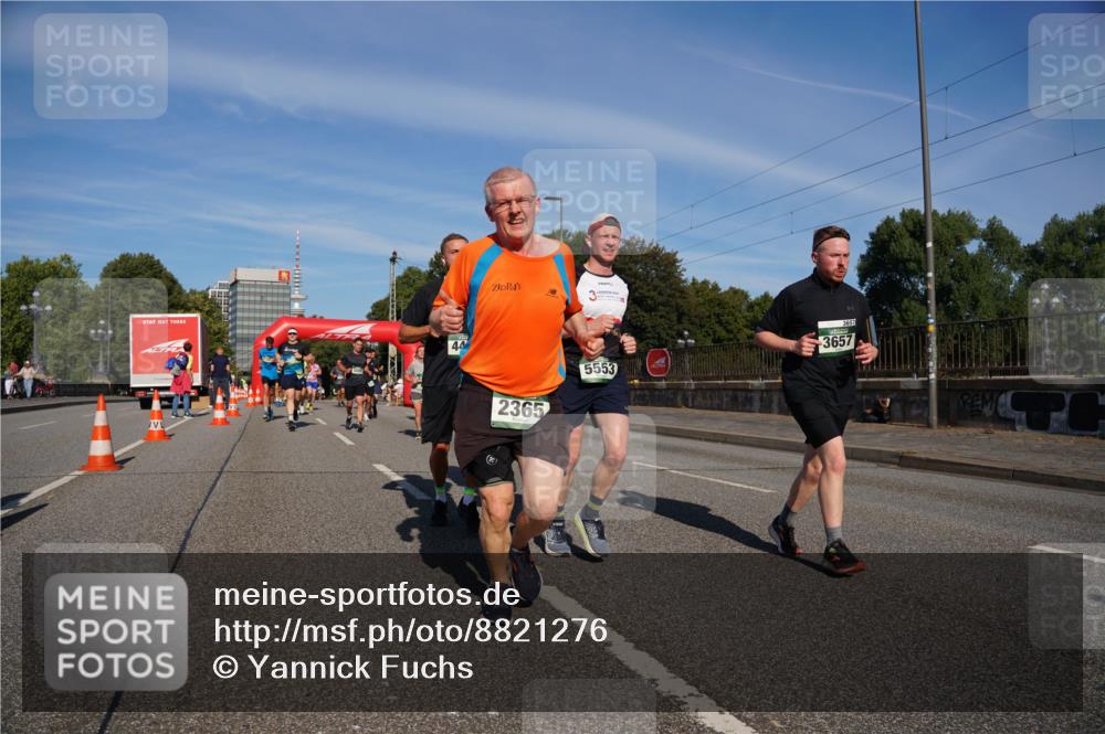 07.09.2025 - BARMER Alsterlauf Yannick Fuchs http://msf.ph/oto/8821276 07.09.2025 09:45:50 Laufen 44, 3657, 2365, 5553, 3657 meine-sportfotos.de