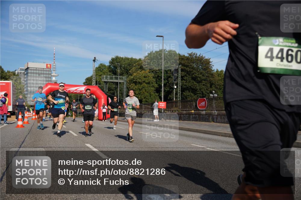 07.09.2025 - BARMER Alsterlauf Yannick Fuchs http://msf.ph/oto/8821286 07.09.2025 09:45:51 Laufen 5742, 570, 4889, 358, 4460 meine-sportfotos.de