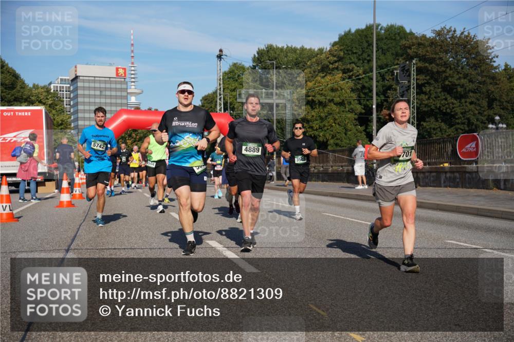07.09.2025 - BARMER Alsterlauf Yannick Fuchs http://msf.ph/oto/8821309 07.09.2025 09:45:52 Laufen 5742, 504, 4889, 701, 3569 meine-sportfotos.de