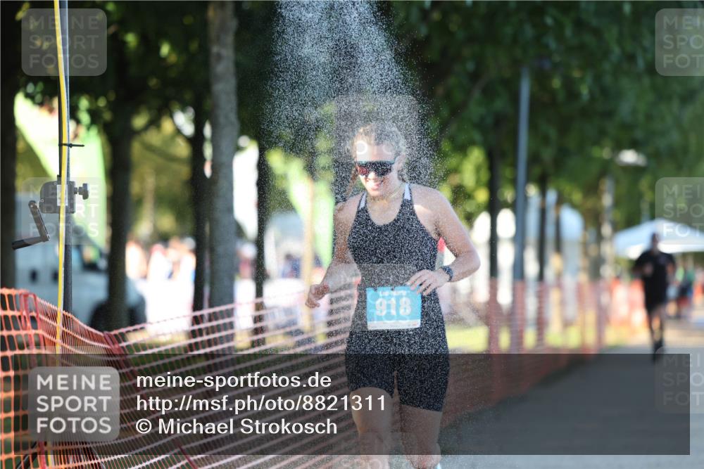07.09.2025 - 19. Norderstedt Triathlon Michael Strokosch http://msf.ph/oto/8821311 07.09.2025 17:01:05 Laufen 883, 918, 1448 meine-sportfotos.de