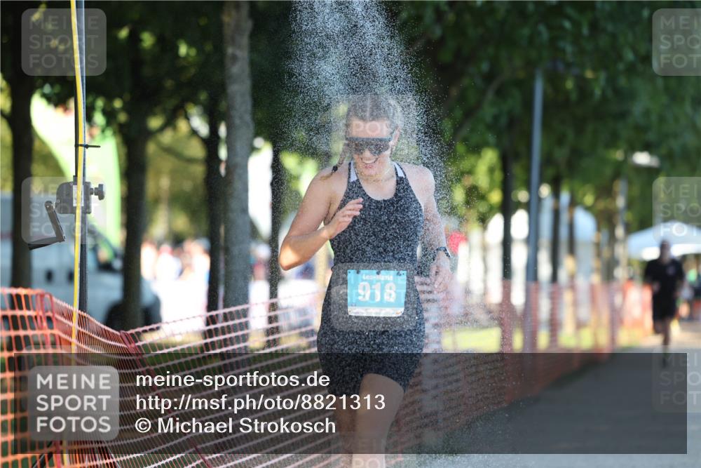 07.09.2025 - 19. Norderstedt Triathlon Michael Strokosch http://msf.ph/oto/8821313 07.09.2025 17:01:05 Laufen 883, 918, 1448 meine-sportfotos.de