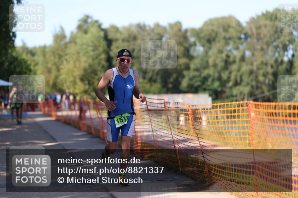 07.09.2025 - 19. Norderstedt Triathlon Michael Strokosch http://msf.ph/oto/8821337 07.09.2025 15:55:28 Laufen 439, 443, 1453, 1510 meine-sportfotos.de