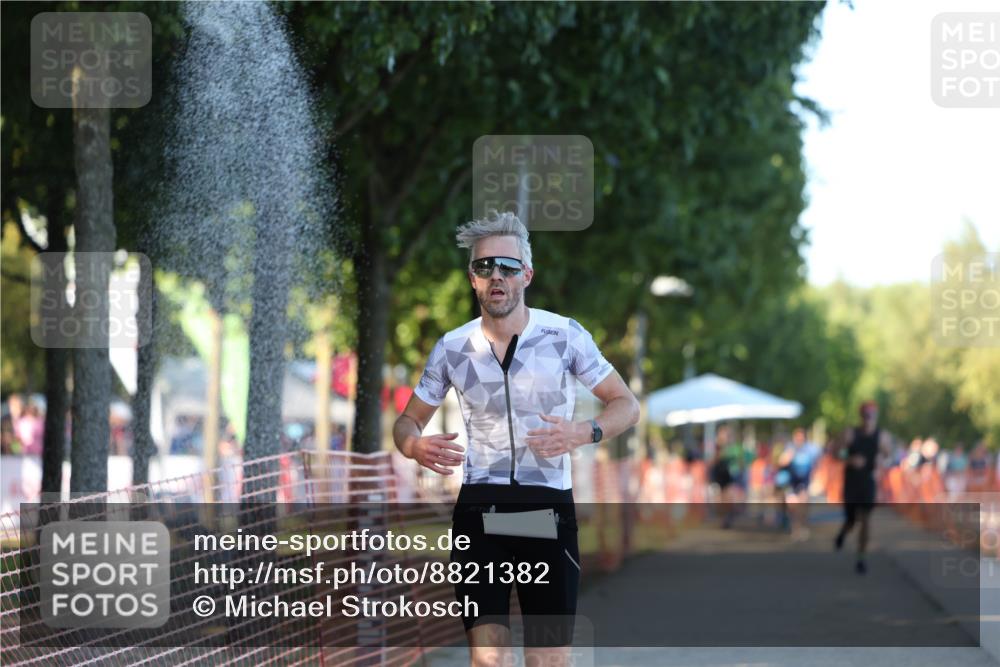 07.09.2025 - 19. Norderstedt Triathlon Michael Strokosch http://msf.ph/oto/8821382 07.09.2025 17:01:27 Laufen  meine-sportfotos.de