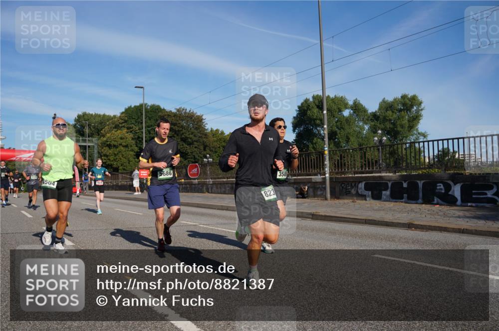 07.09.2025 - BARMER Alsterlauf Yannick Fuchs http://msf.ph/oto/8821387 07.09.2025 09:45:55 Laufen 5686, 4504, 3589, 823 meine-sportfotos.de