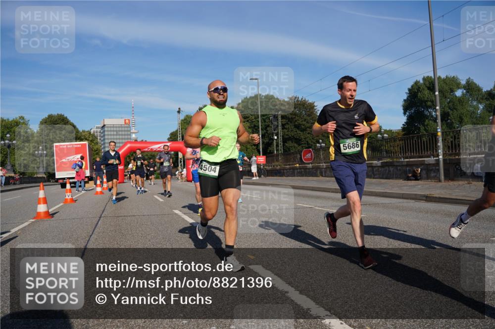 07.09.2025 - BARMER Alsterlauf Yannick Fuchs http://msf.ph/oto/8821396 07.09.2025 09:45:55 Laufen 5686, 4504 meine-sportfotos.de