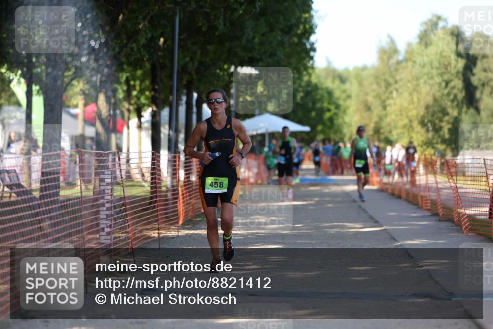 07.09.2025 - 19. Norderstedt Triathlon Michael Strokosch http://msf.ph/oto/8821412 07.09.2025 15:55:38 Laufen 458, 1453 meine-sportfotos.de