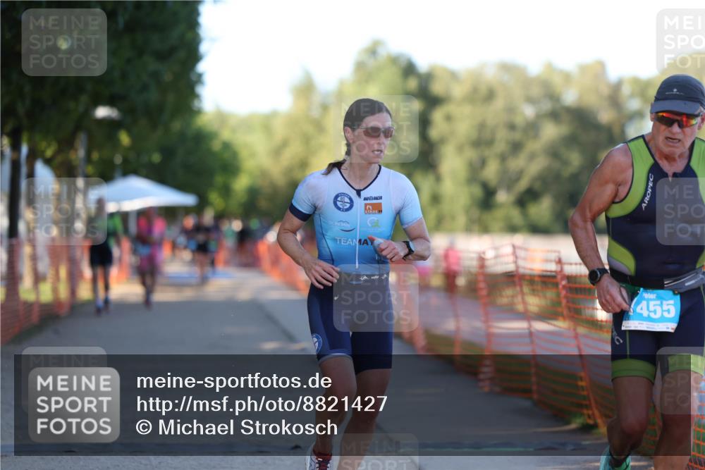 07.09.2025 - 19. Norderstedt Triathlon Michael Strokosch http://msf.ph/oto/8821427 07.09.2025 17:01:44 Laufen 903, 1455 meine-sportfotos.de