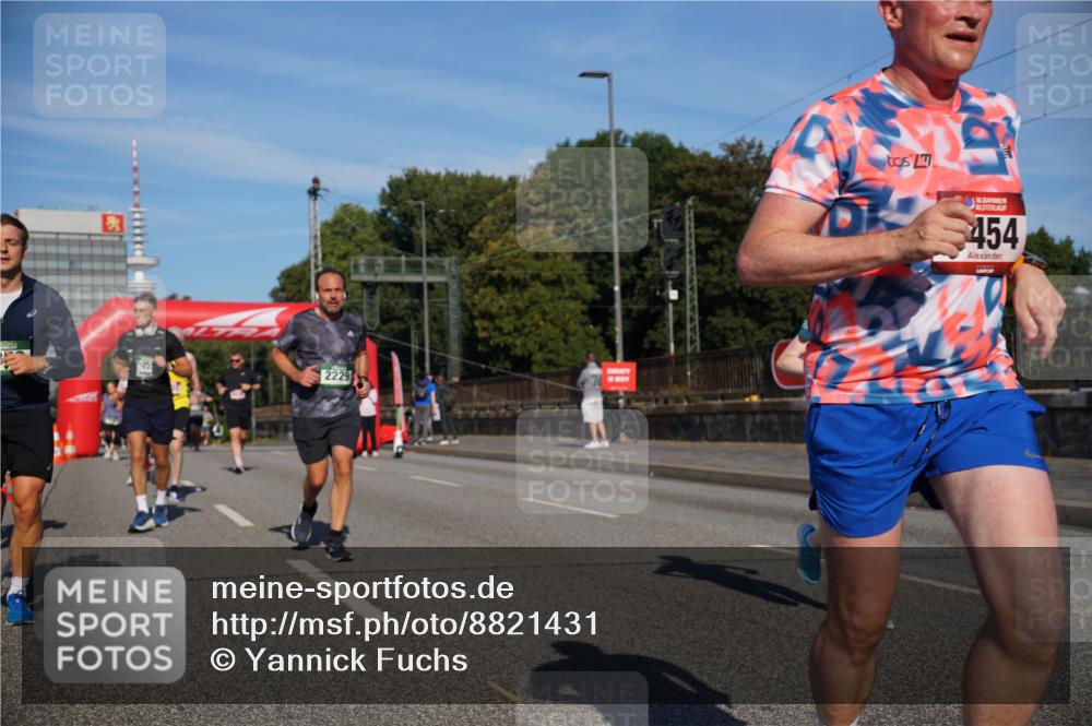 07.09.2025 - BARMER Alsterlauf Yannick Fuchs http://msf.ph/oto/8821431 07.09.2025 09:45:57 Laufen 2229, 13, 454 meine-sportfotos.de