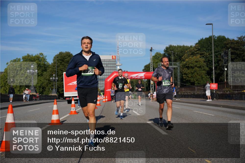 07.09.2025 - BARMER Alsterlauf Yannick Fuchs http://msf.ph/oto/8821450 07.09.2025 09:45:58 Laufen 350, 2229 meine-sportfotos.de