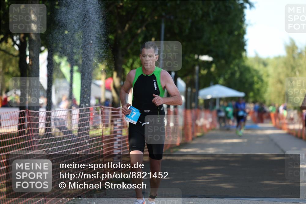 07.09.2025 - 19. Norderstedt Triathlon Michael Strokosch http://msf.ph/oto/8821452 07.09.2025 15:55:46 Laufen 474 meine-sportfotos.de