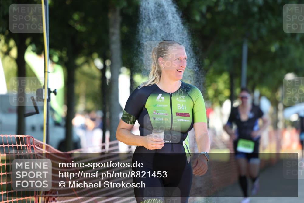 07.09.2025 - 19. Norderstedt Triathlon Michael Strokosch http://msf.ph/oto/8821453 07.09.2025 17:02:05 Laufen 897, 934, 1482 meine-sportfotos.de