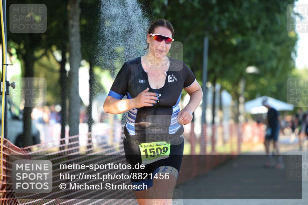 07.09.2025 - 19. Norderstedt Triathlon Michael Strokosch http://msf.ph/oto/8821456 07.09.2025 17:02:09 Laufen 1472 meine-sportfotos.de