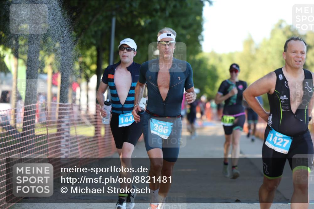 07.09.2025 - 19. Norderstedt Triathlon Michael Strokosch http://msf.ph/oto/8821481 07.09.2025 17:02:19 Laufen 396, 1427, 1444, 1472, 1613 meine-sportfotos.de