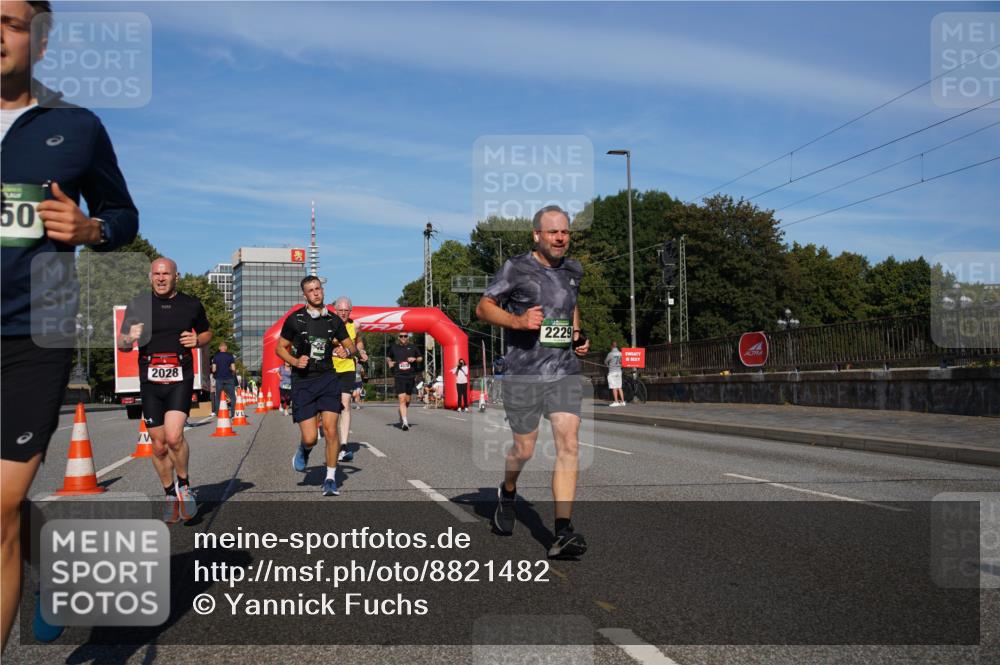 07.09.2025 - BARMER Alsterlauf Yannick Fuchs http://msf.ph/oto/8821482 07.09.2025 09:45:58 Laufen 50, 2028, 2229 meine-sportfotos.de